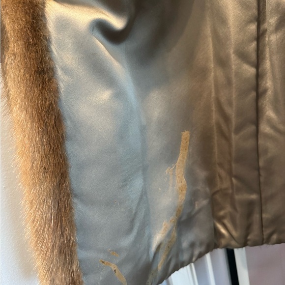 VINTAGE BROWN/TAN MINK FUR COAT-42” - Picture 14 of 16